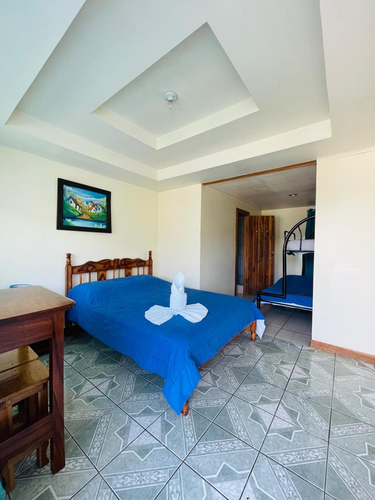 Cabinas Nuestra Kasa Monteverde Exterior photo