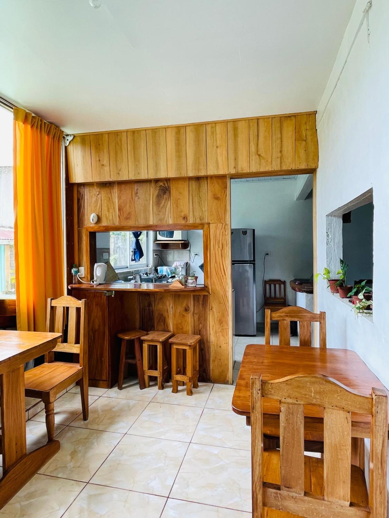 Cabinas Nuestra Kasa Monteverde Exterior photo